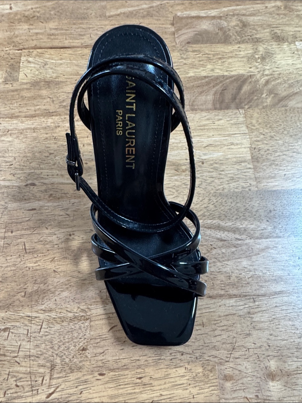 Single shoe- display/collector/fetish Saint Laurent Black Heel